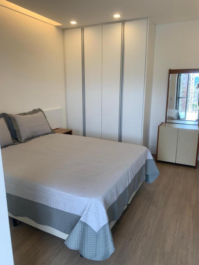 Flat Com 65 Metros; Sala; Duas Suites; Cozinha Recem-Reformado Rio de Janeiro Exterior photo