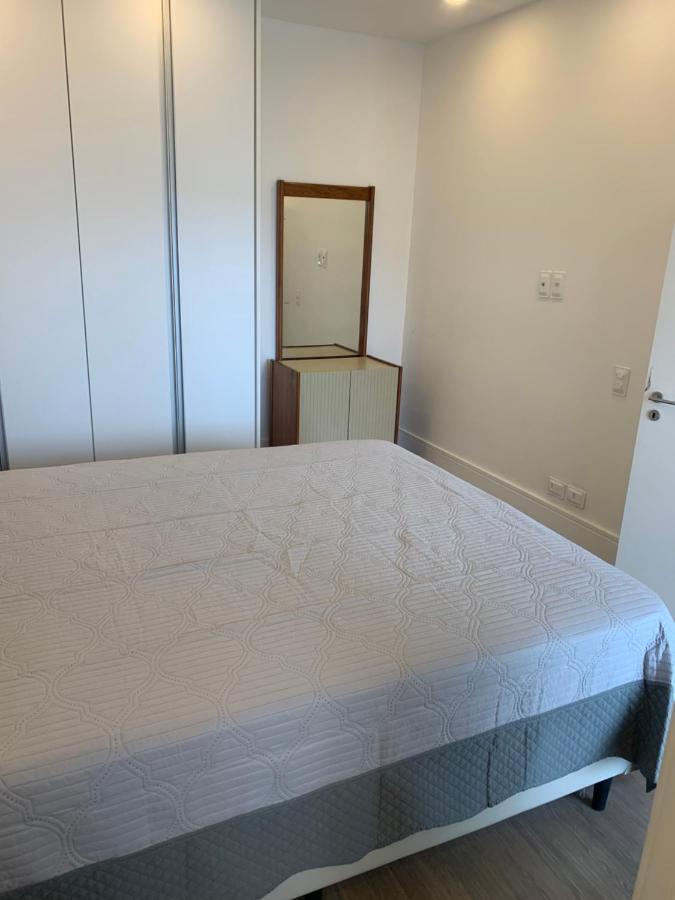 Flat Com 65 Metros; Sala; Duas Suites; Cozinha Recem-Reformado Rio de Janeiro Exterior photo