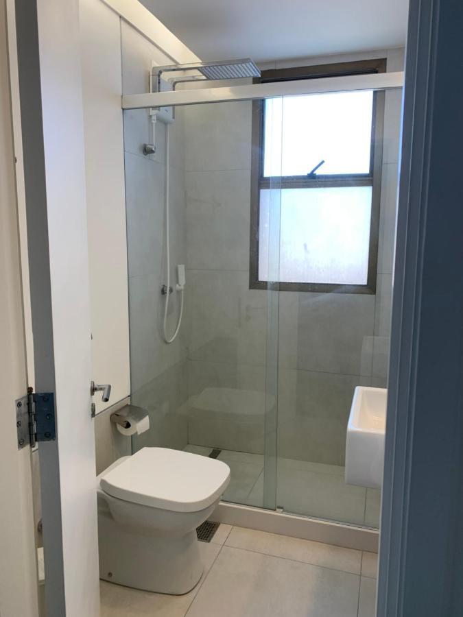 Flat Com 65 Metros; Sala; Duas Suites; Cozinha Recem-Reformado Rio de Janeiro Exterior photo