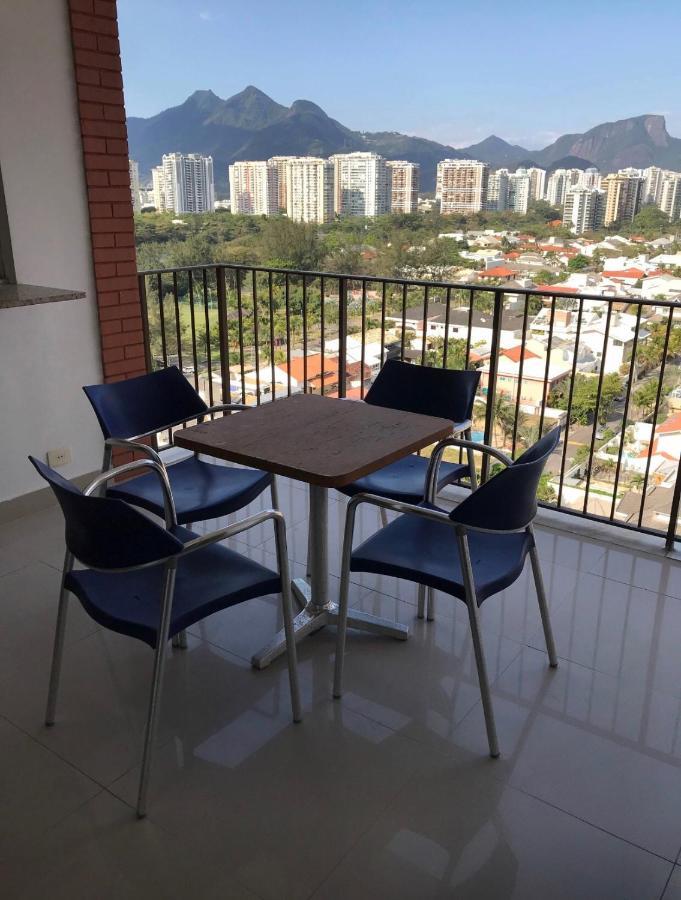 Flat Com 65 Metros; Sala; Duas Suites; Cozinha Recem-Reformado Rio de Janeiro Exterior photo