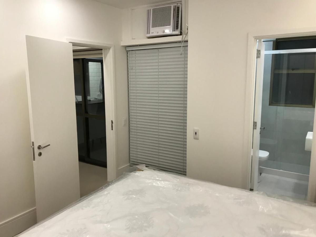 Flat Com 65 Metros; Sala; Duas Suites; Cozinha Recem-Reformado Rio de Janeiro Exterior photo